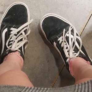 Black old skool vans